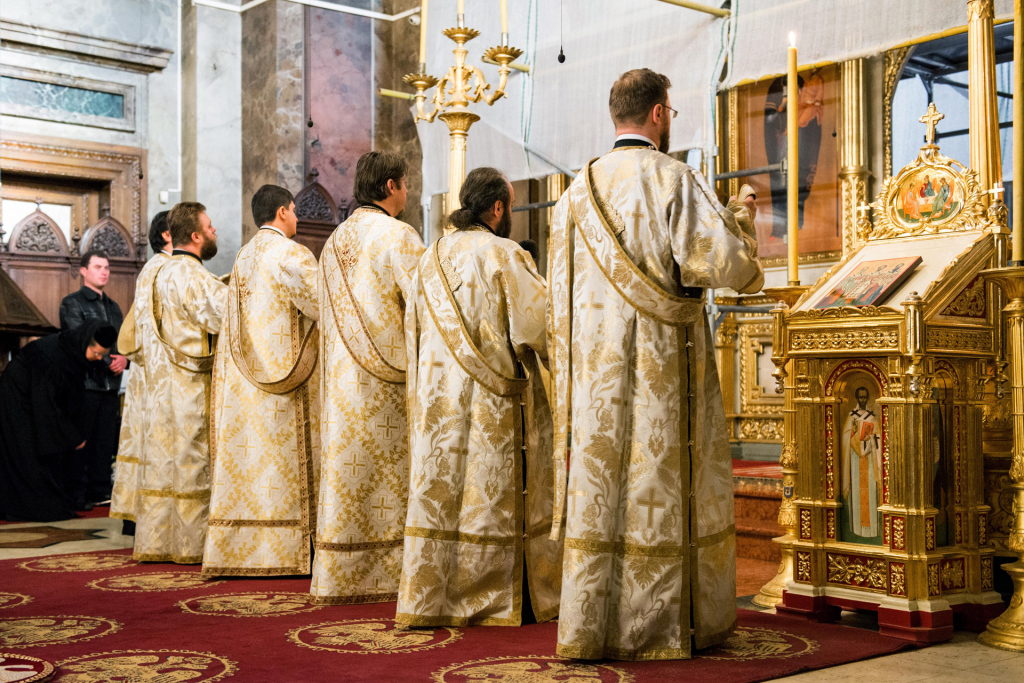 Le personnel du monastère de la "Sainte Rencontre"  - Cathédrale métropolitaine de Iasi