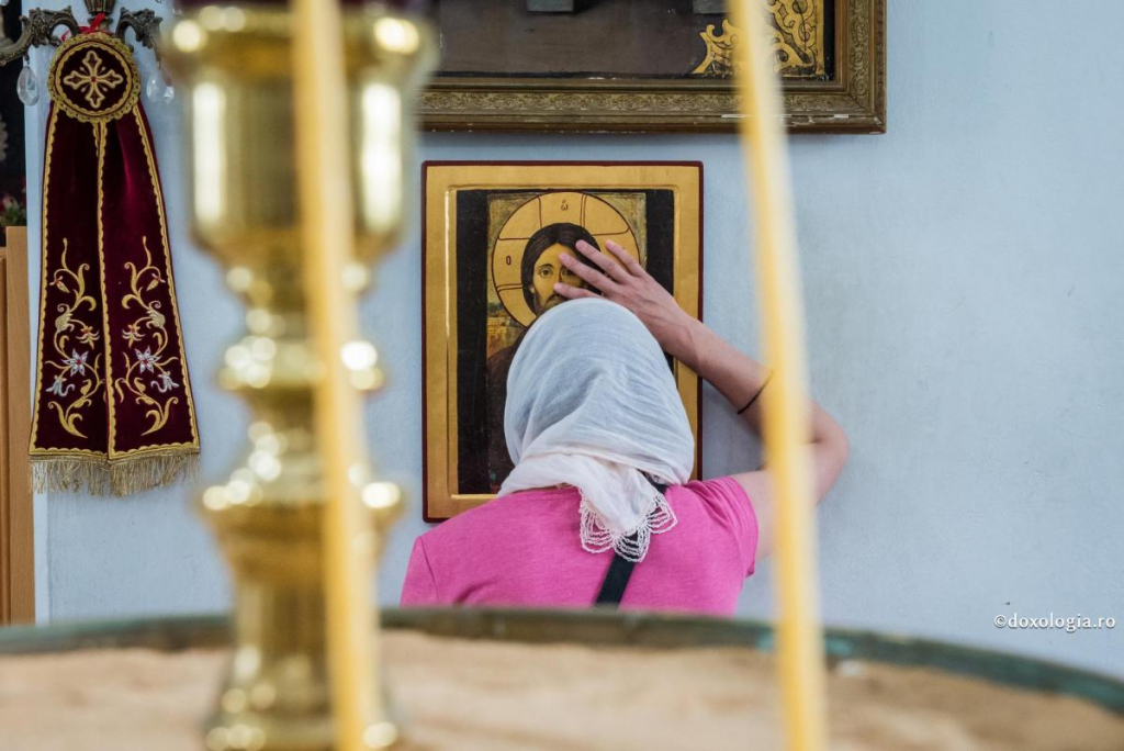 Cum poate ajunge cineva la pomenirea neîncetată a lui Dumnezeu? / Foto: Oana Nechifor
