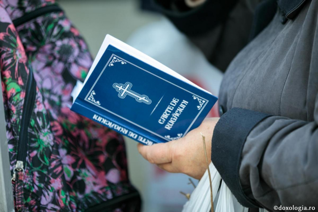Rugăciunea – focul care luminează și aprinde inimile noastre / Foto: Oana Nechifor
