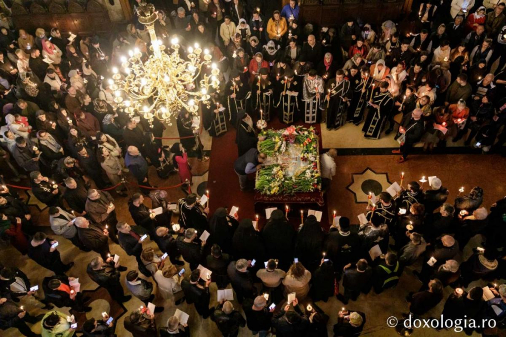 Prohodul Domnului la Catedrala Mitropolitană din Iași / Foto: Oana Nechifor