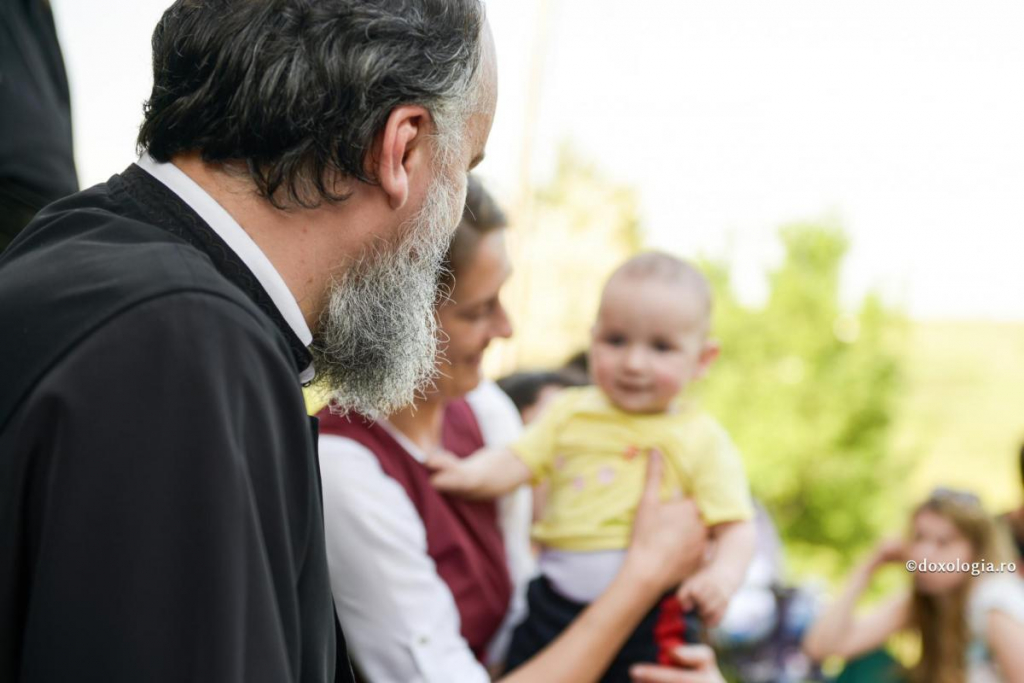 Duhovnicul trebuie să aibă bunătatea unui părinte față de copilul său / Foto: Oana Nechifor