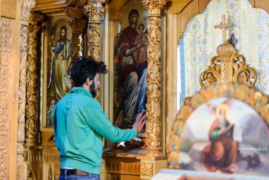 Dumnezeu nu uită de om cum uită omul de Dumnezeu / Foto: Oana Nechifor