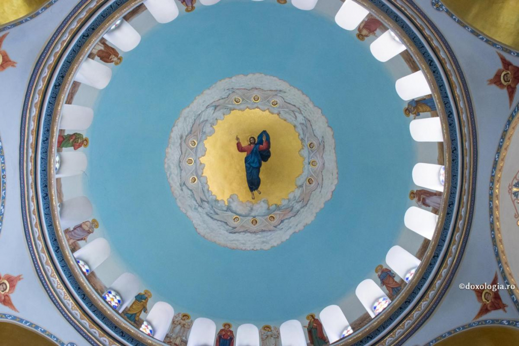 Ia aminte! Atunci când te rogi, stai în fața lui Dumnezeu / Foto: Oana Nechifor