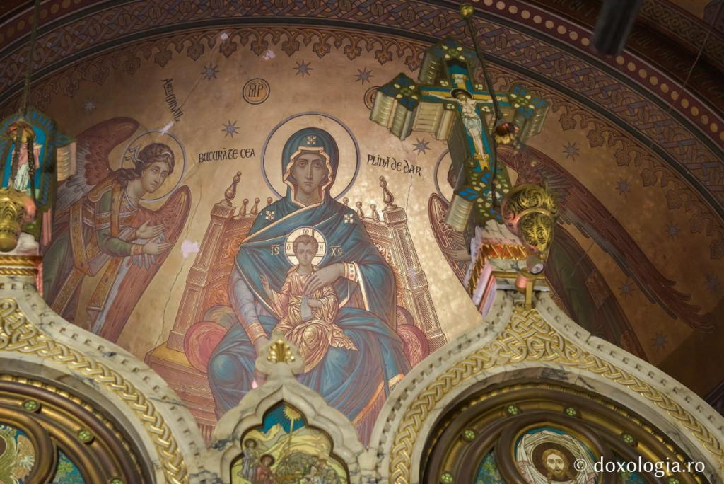 Maica Domnului – femeia prin excelență / Foto: Oana Nechifor