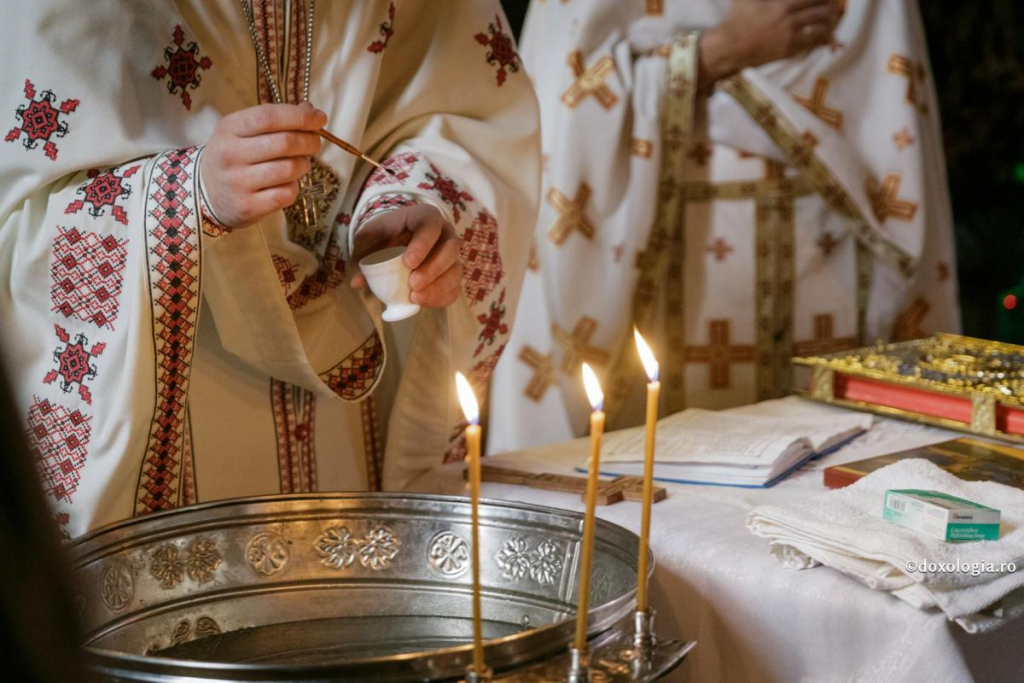 Ce era tăierea împrejur în timpul Vechiului Testament, este Botezul pentru creștini / Foto: Oana Nechifor