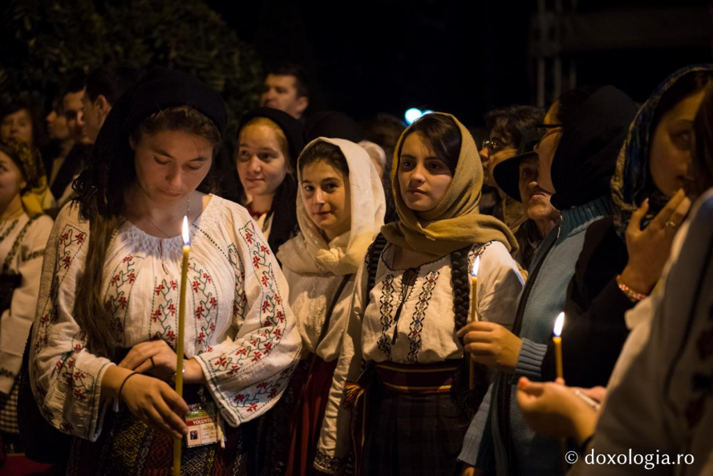 Cum să păstrăm aprinsă flacăra credinței / Foto: Pr. Silviu Cluci