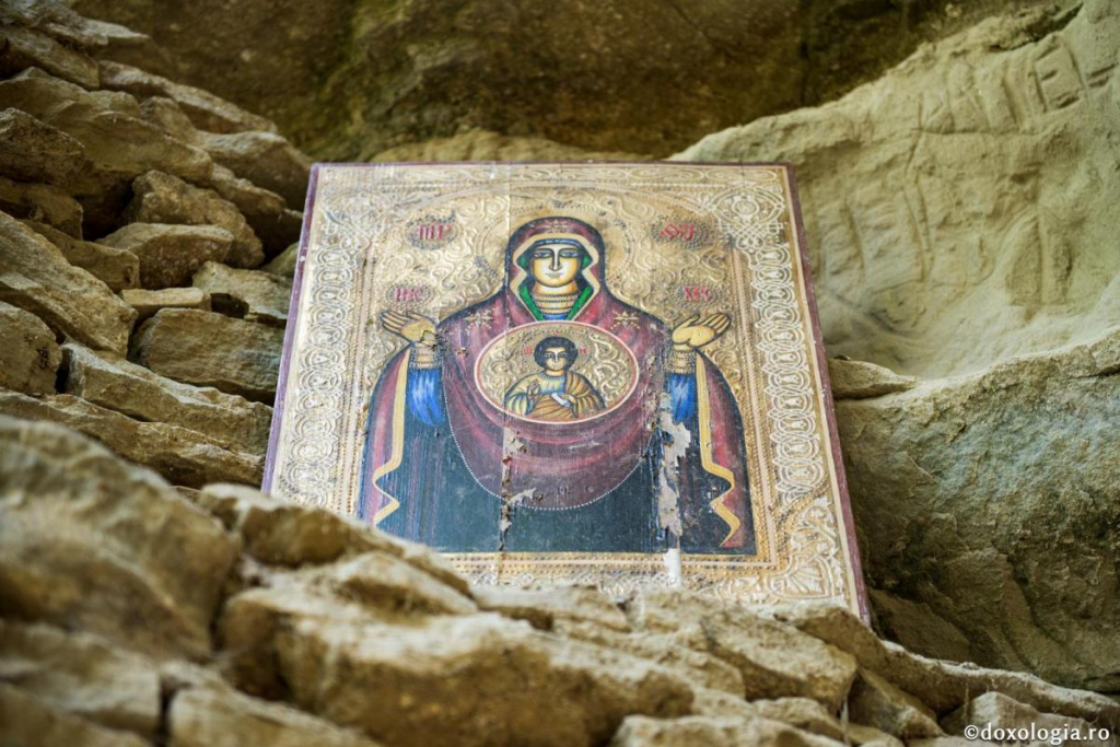 Noi să o cinstim pe Maica Domnului! / Foto: Oana Nechifor