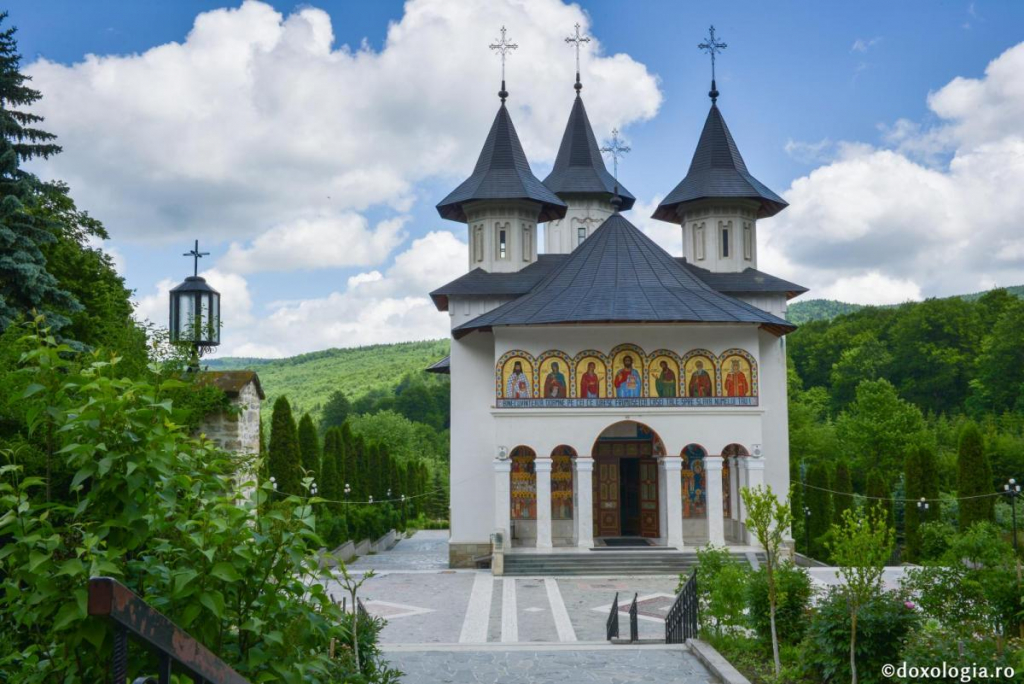 Biserica este pentru noi cerul pământesc / Foto: Oana Nechifor