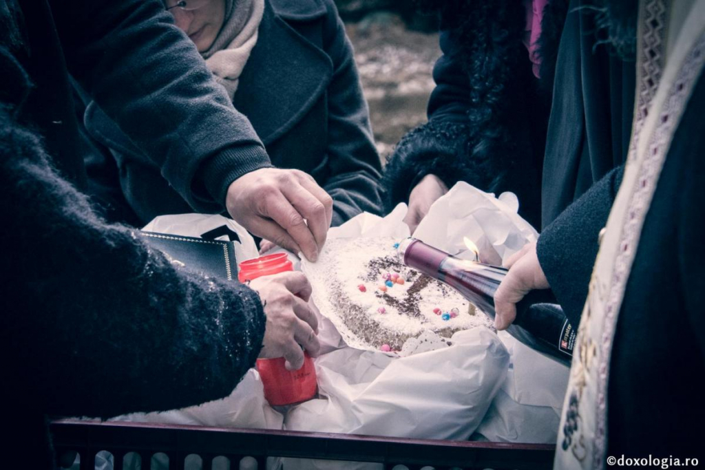 Parastasul – cel mai bun avocat pentru sufletele celor adormiți / Foto: Constantin Comici