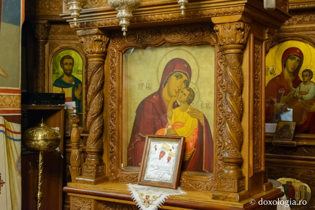 Maica lui Dumnezeu, L-am ucis pe Fiul tău. Dacă tu mă ierți, înseamnă că pot fi iertat! / Foto: Bogdan Zamfirescu