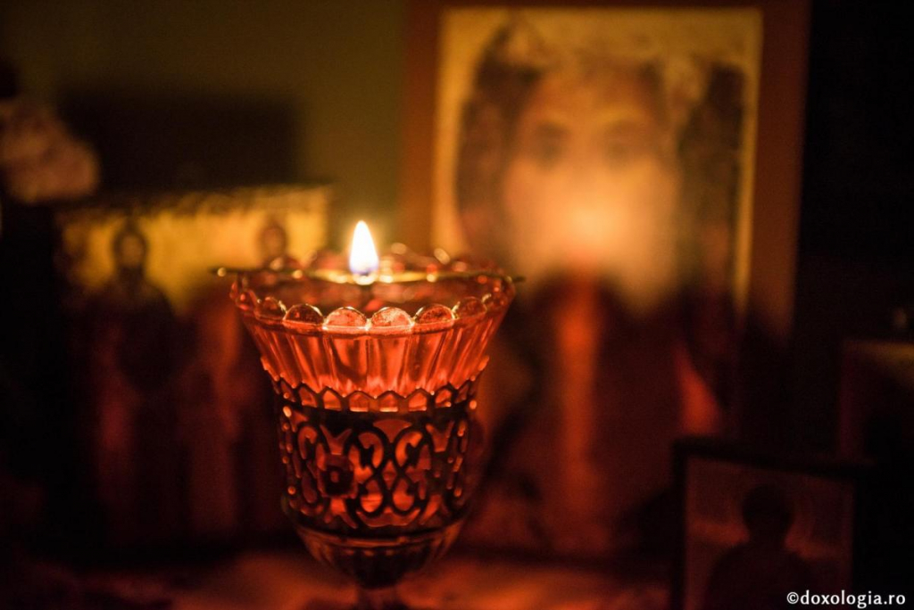 Milostenia este cheia care deschide porțile Împărăției Cerurilor / Foto: Oana Nechifor