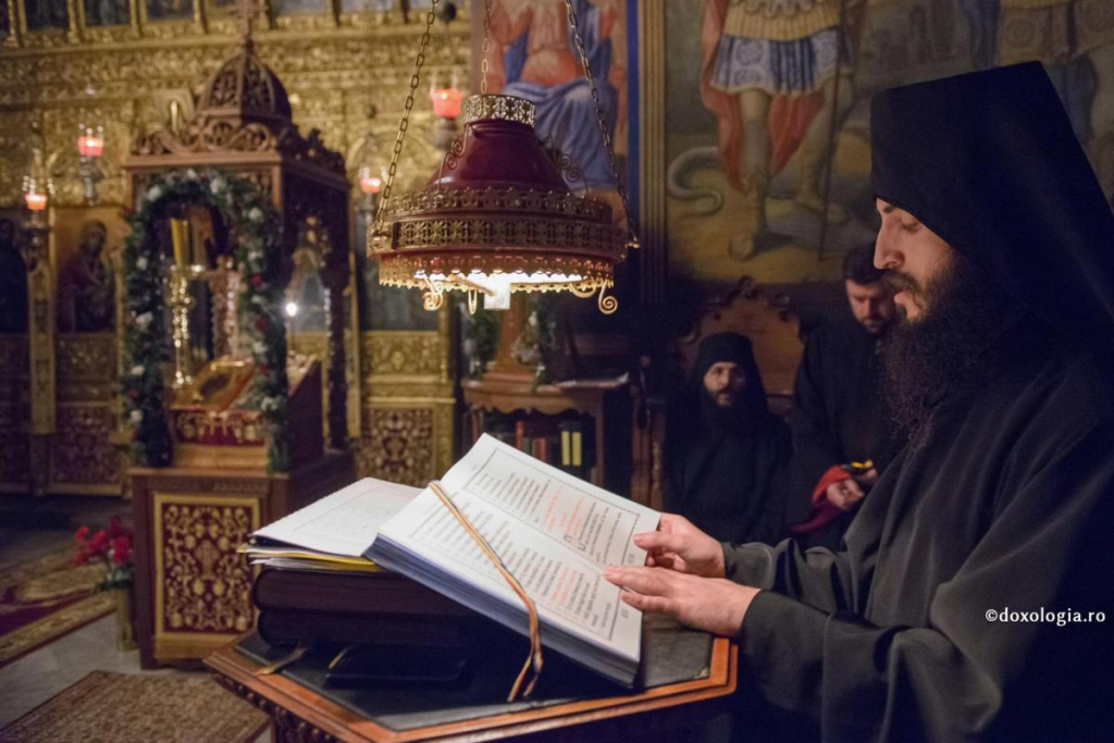 Cele trei virtuți pe care le cere Maica Domnului de la călugării din Athos / Foto: Pr. Silviu Cluci