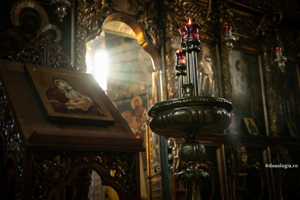 La curăția gândurilor ajungem prin luptă duhovnicească / Foto: Oana Nechifor