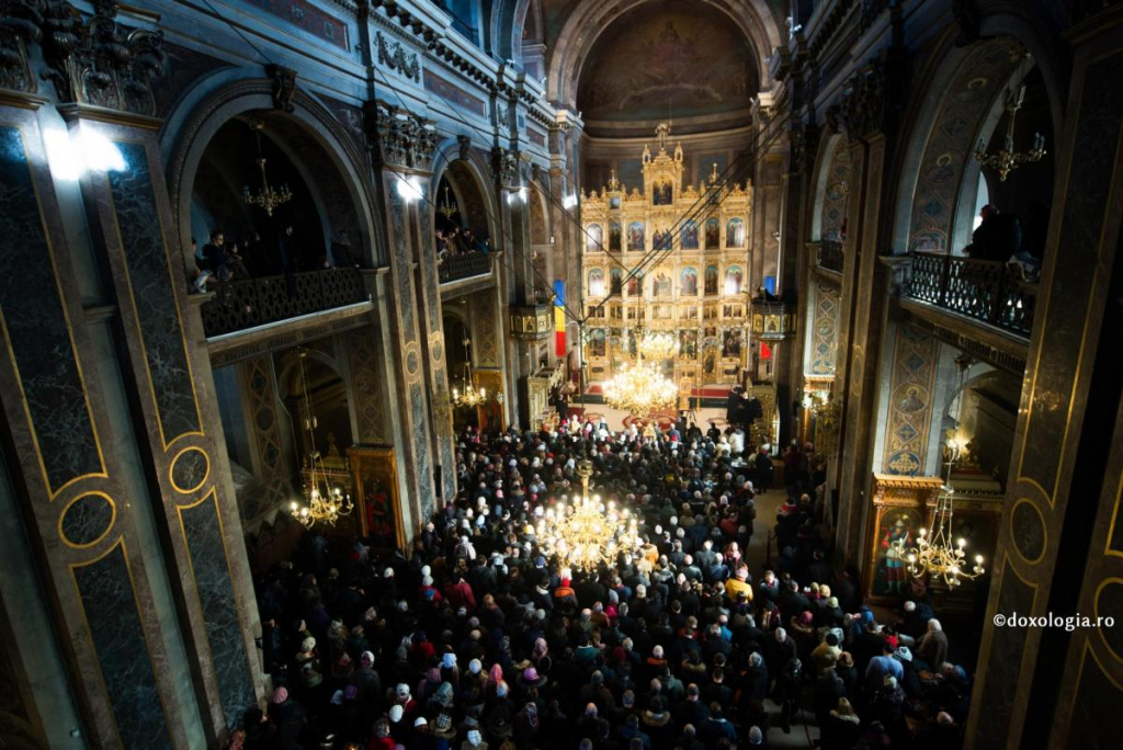 De ce se numește Biserica „sfântă”? / Foto: Tudorel Rusu