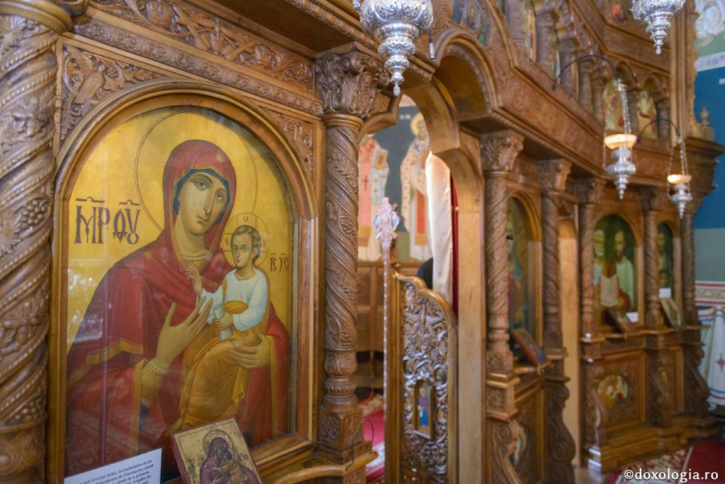 Preacinstirea Maicii Domnului, un privilegiu al omenirii / Foto: Ștefan Cojocariu