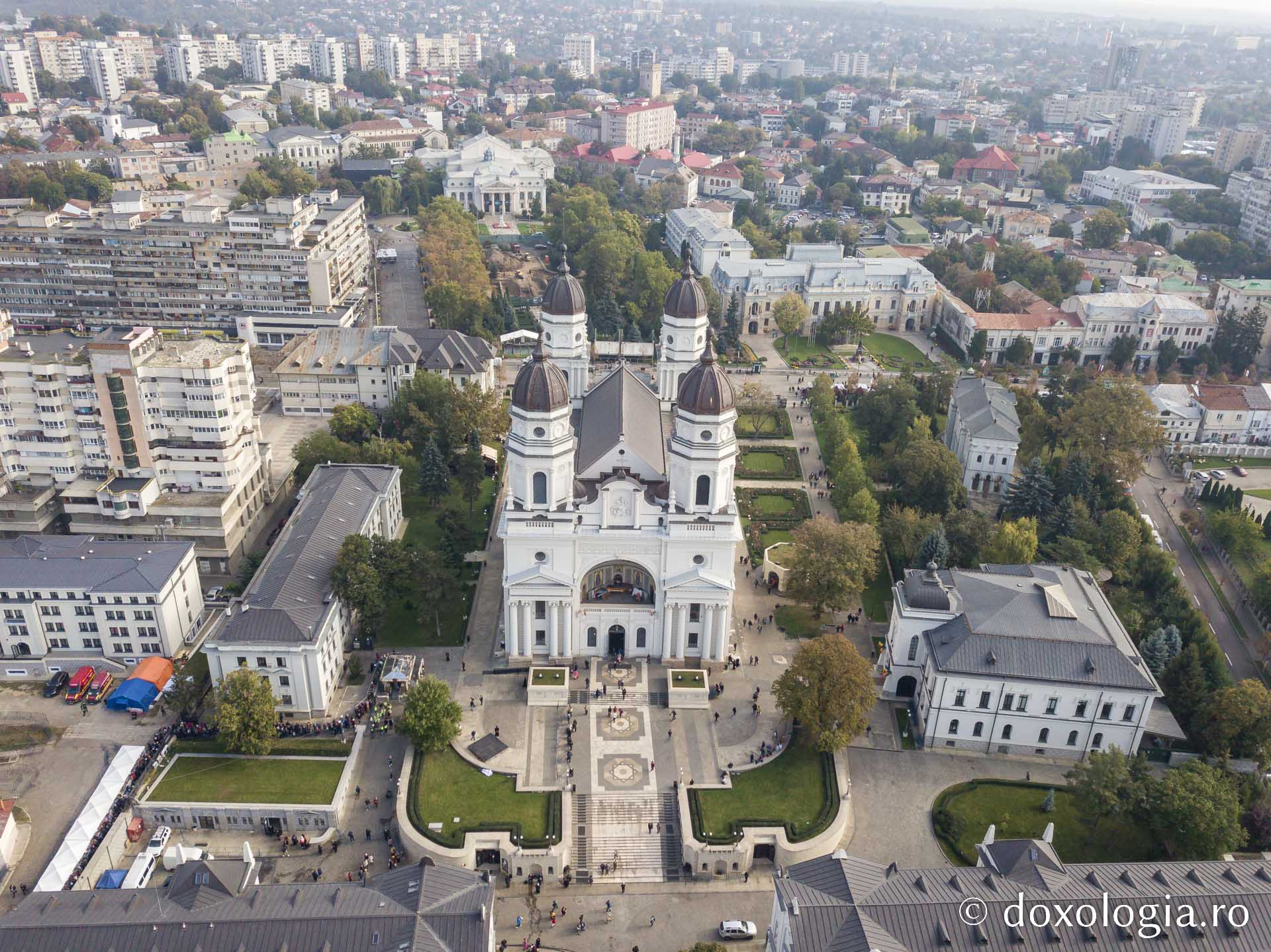 Imagini din dronă – Catedrala din Iași, în așteptarea zilei de 14 octombrie / Foto: Alex Atudori