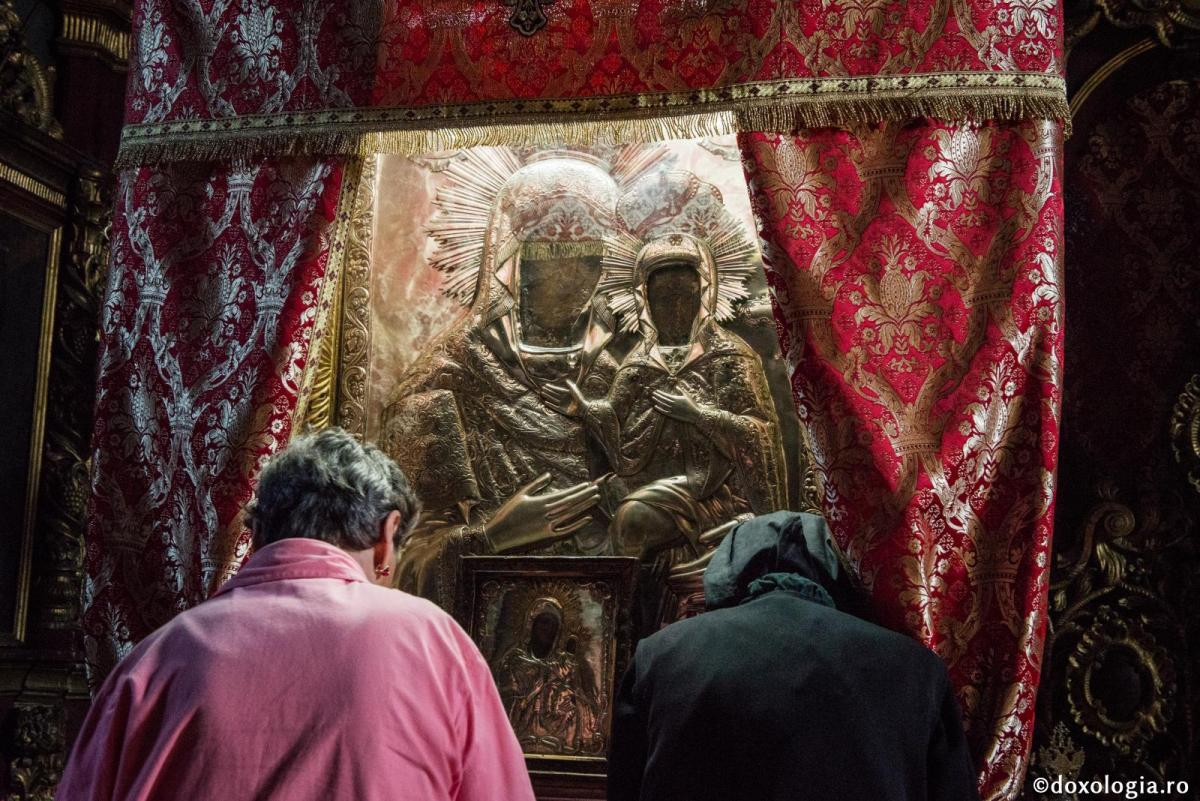 Cum s-a rugat Sfânta Ana înainte de a o naște pe Fecioara Maria / Foto: Ștefan Cojocariu