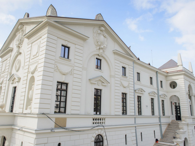 The Dumitru Stăniloae Metropolitan Library - Foto Gallery