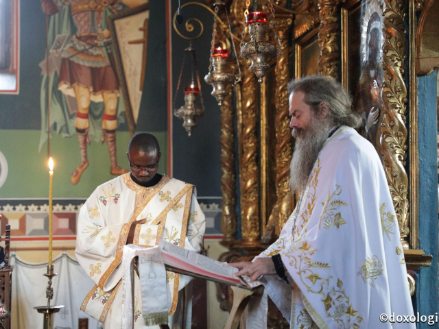 Voluntarii ITO 2017 la Sfânta Liturghie (galerie FOTO)