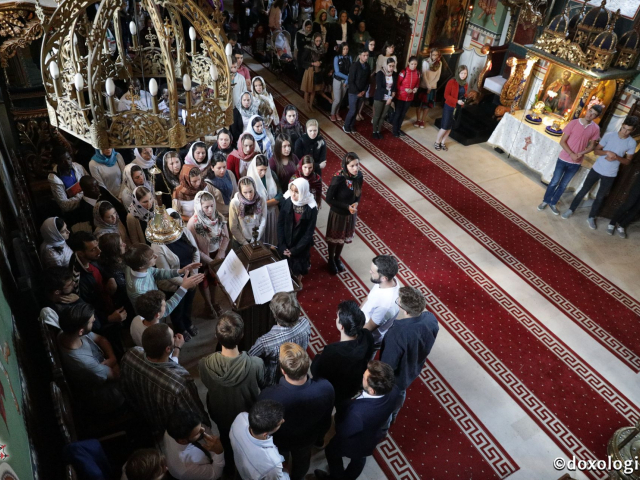 Voluntarii ITO 2017 la Sfânta Liturghie (galerie FOTO)