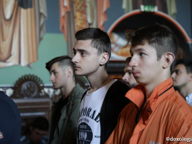 Voluntarii ITO 2017 la Sfânta Liturghie (galerie FOTO)