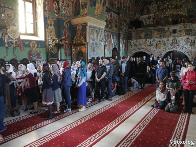Voluntarii ITO 2017 la Sfânta Liturghie (galerie FOTO)