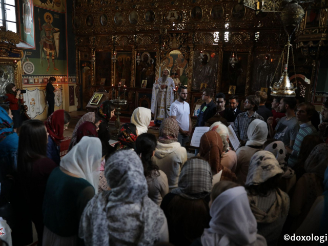 Voluntarii ITO 2017 la Sfânta Liturghie (galerie FOTO)