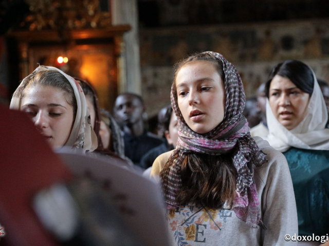 Voluntarii ITO 2017 la Sfânta Liturghie (galerie FOTO)