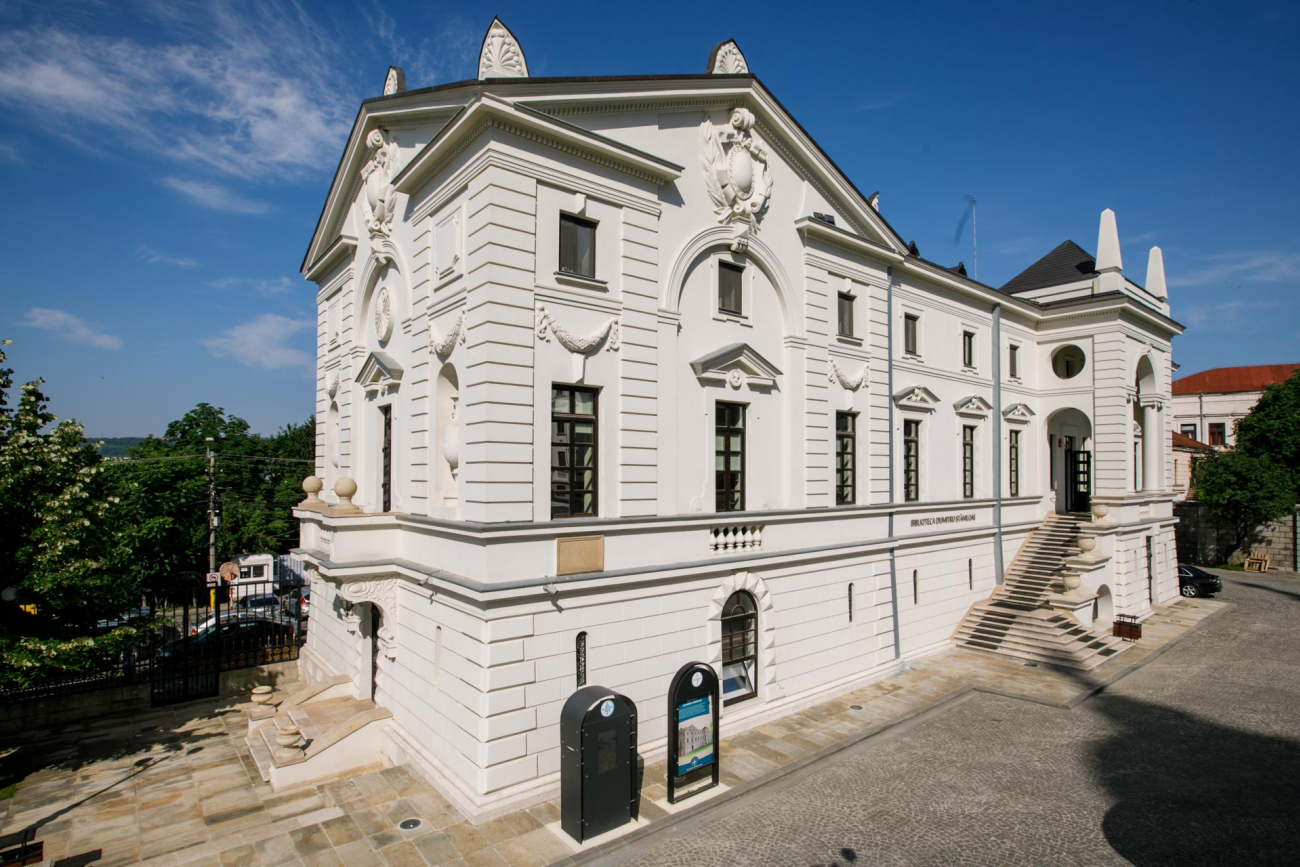 La Bibliothèque métropolitaine „Dumitru Stăniloae”